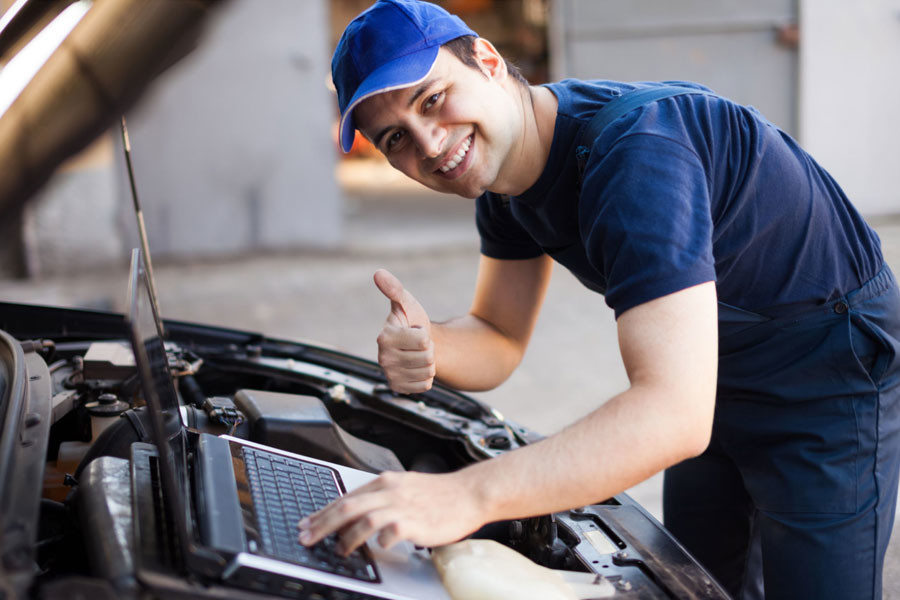 Як обирати автосервіс для ремонту двигуна: поради для водіїв
